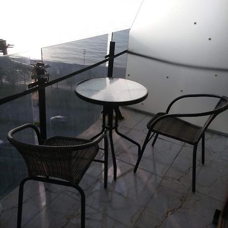 Apartment On The Back Sea Batumi Exterior photo