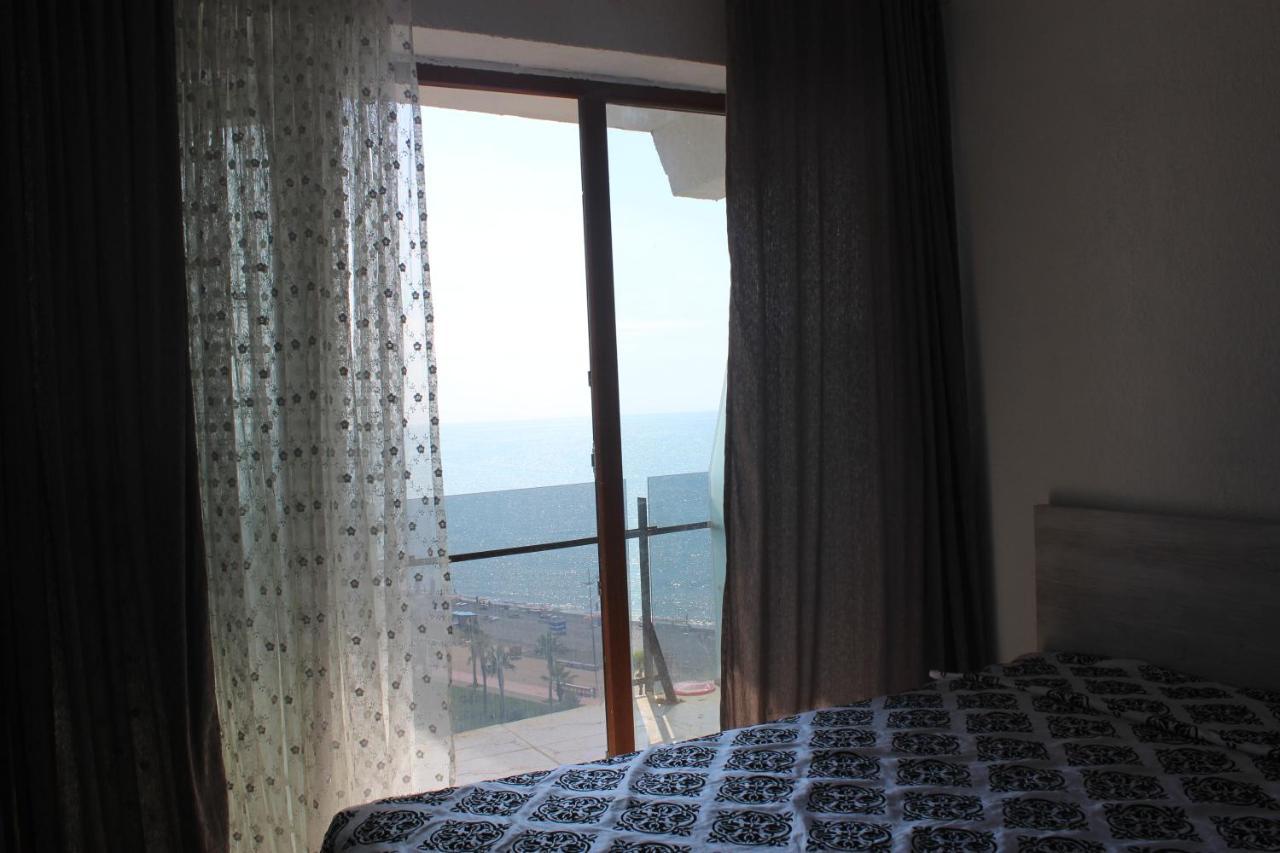 Apartment On The Back Sea Batumi Exterior photo