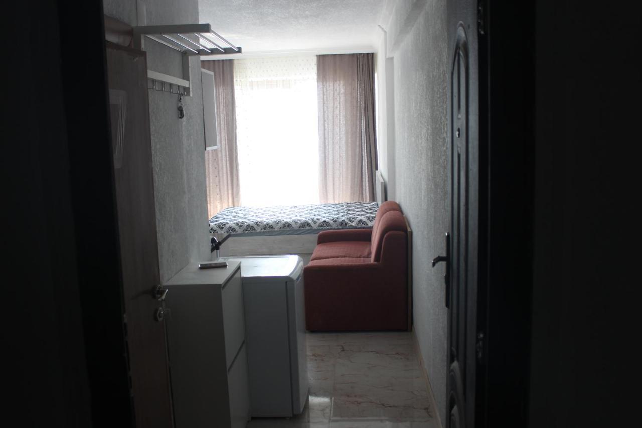 Apartment On The Back Sea Batumi Exterior photo