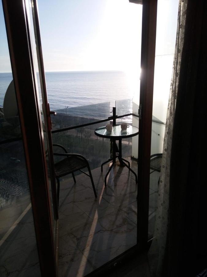 Apartment On The Back Sea Batumi Exterior photo