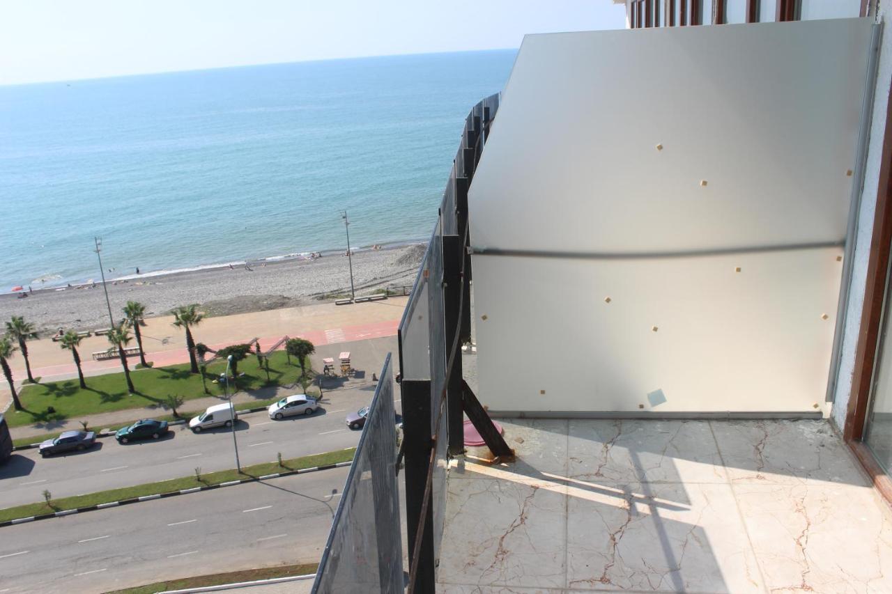 Apartment On The Back Sea Batumi Exterior photo